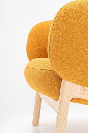 Grand Grace Armchair with Headrest 11