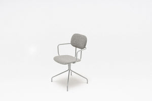 New School Chair Low Back with Arms and 4 Spoke Base 4