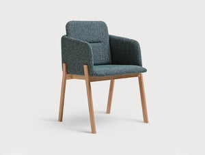 Note Upholstered Lounge Chair 2