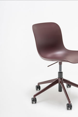 Baltic 2 Basic Height Adjustable Chair on 5 Star Base with Castors Detail