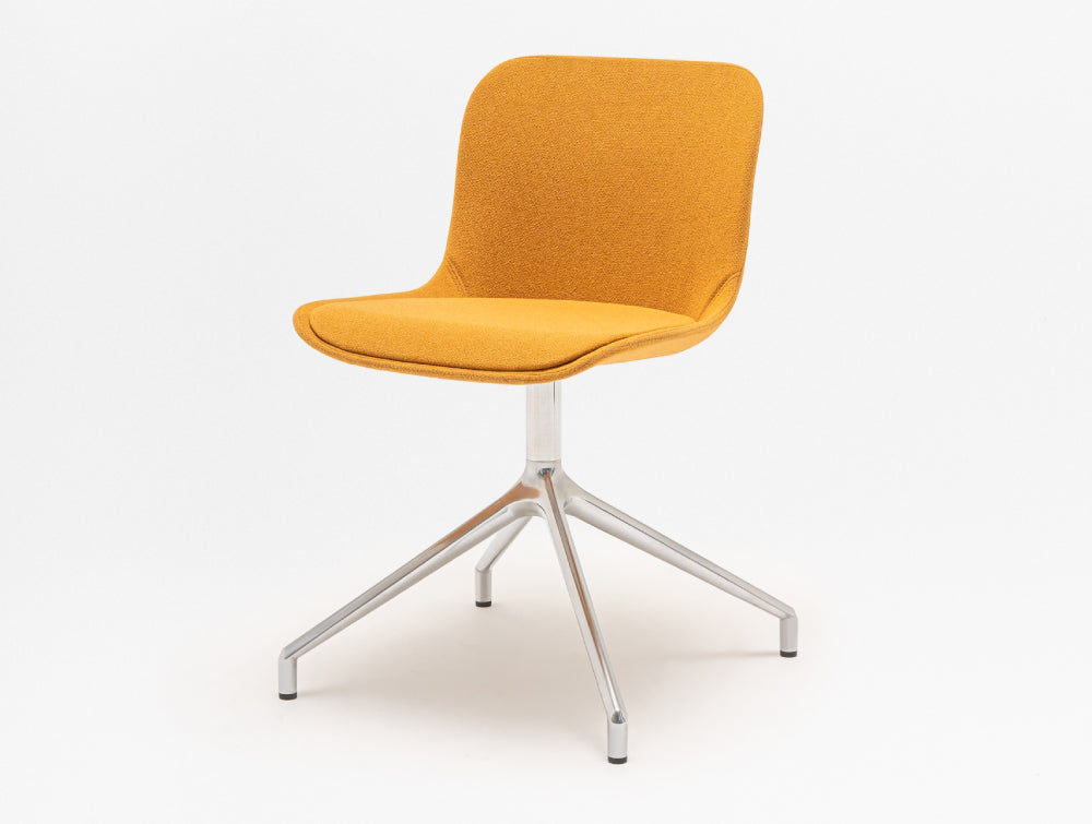 Baltic 2 Classic Chair with 4 Star Polished Aluminium Base