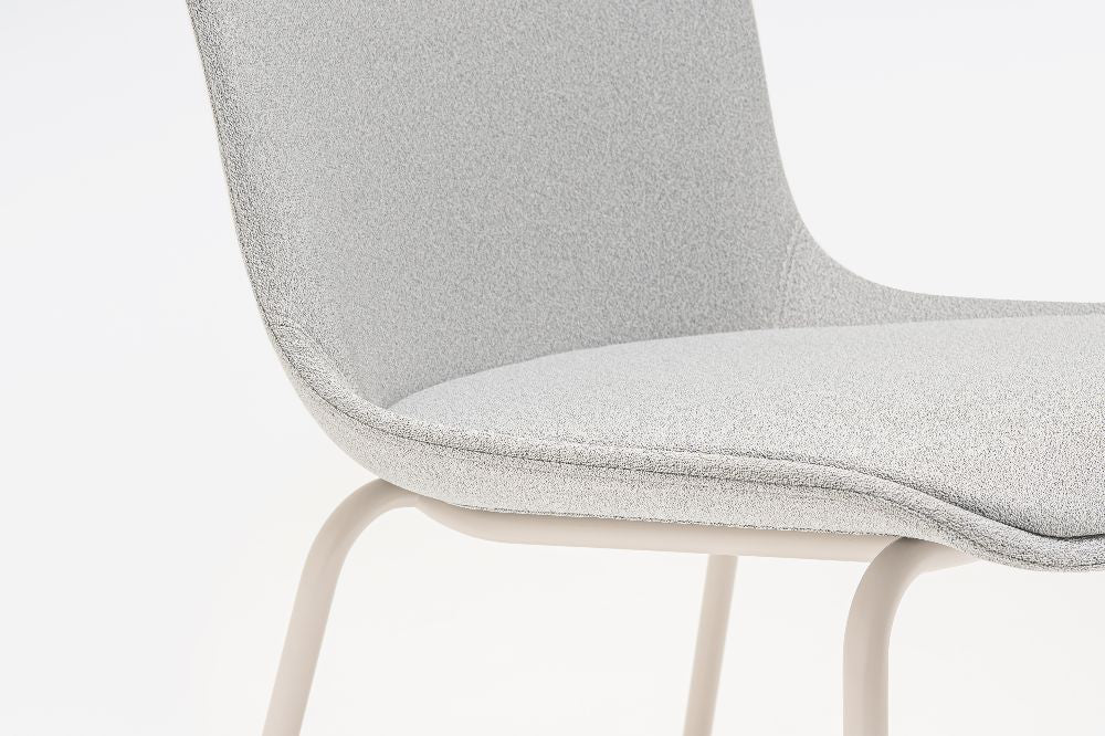 Baltic 2 Classic Chair with Four Metal Legs Detail 3