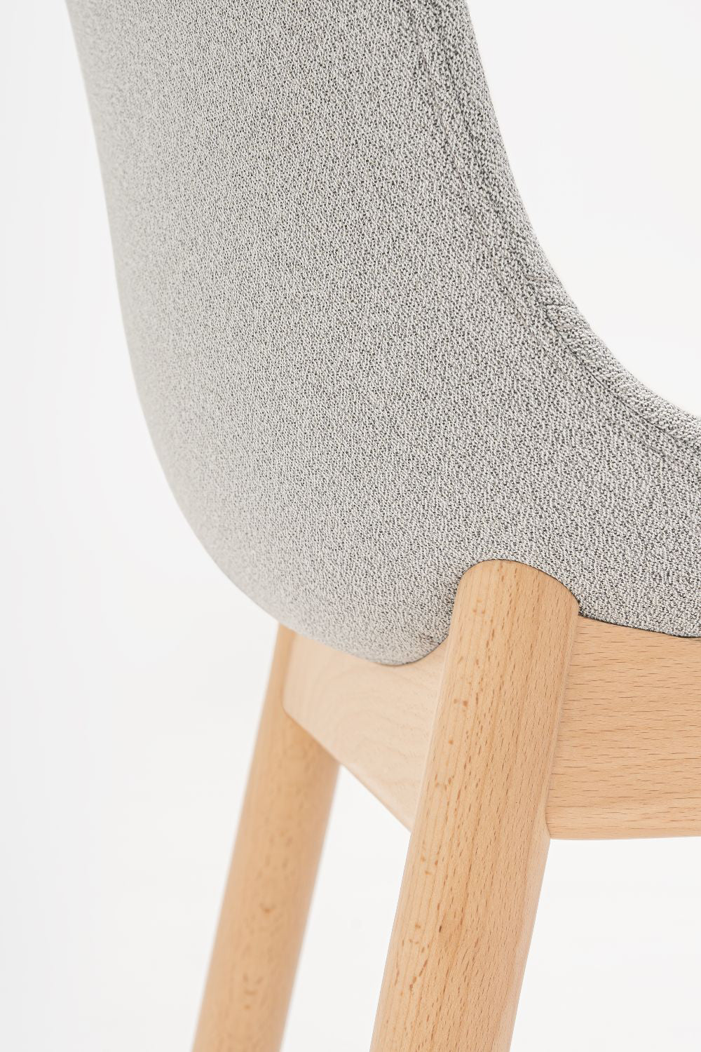 Baltic 2 Classic Chair with Four Wooden Legs Detail
