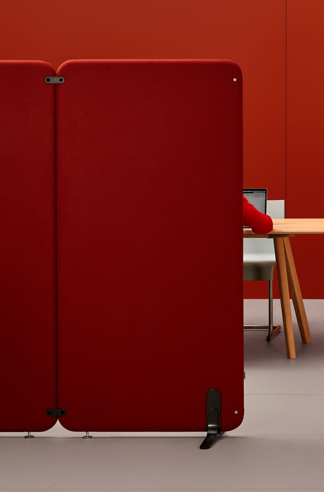 Create an Agile Office | Adaptable Furniture for Modern Teams - Radius ...