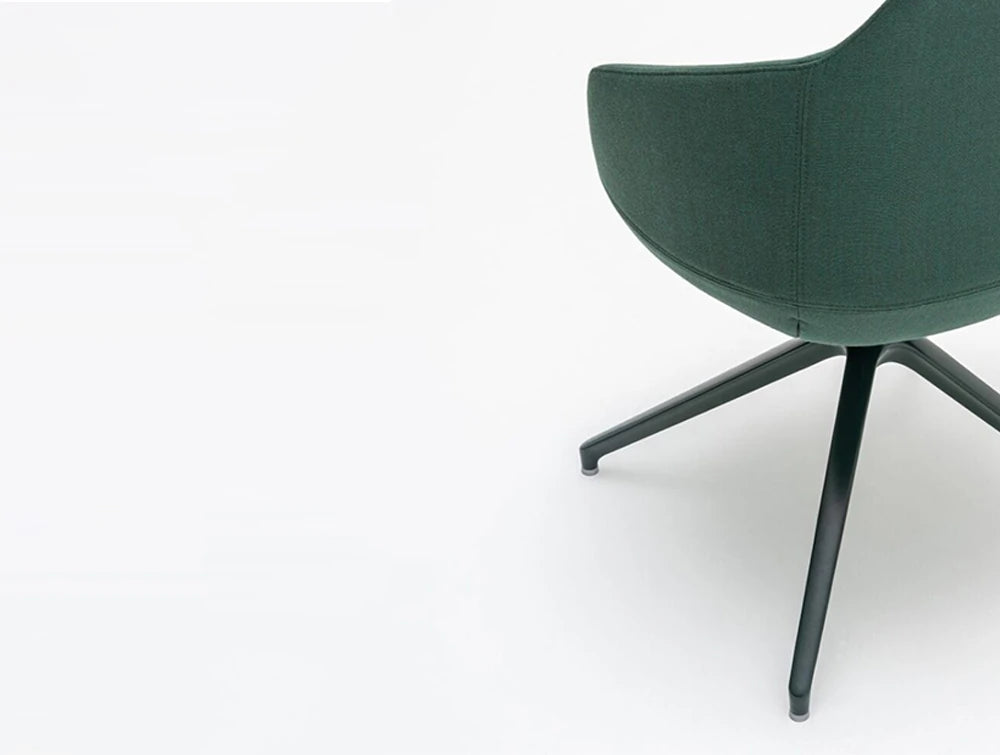 Mdd Ultra F Armchair With Four Spoke Aluminum Base 2