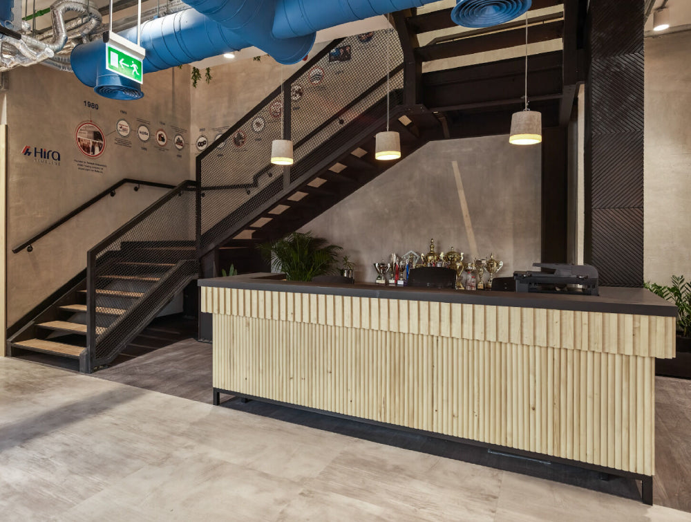 Reception Counter Office Furniture With Acoustic Ceiling Light In Reception Setting