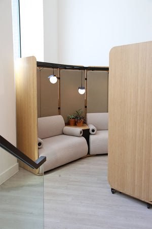 Retreat Modular Seating With Attached Table And Acoustic Lights 4