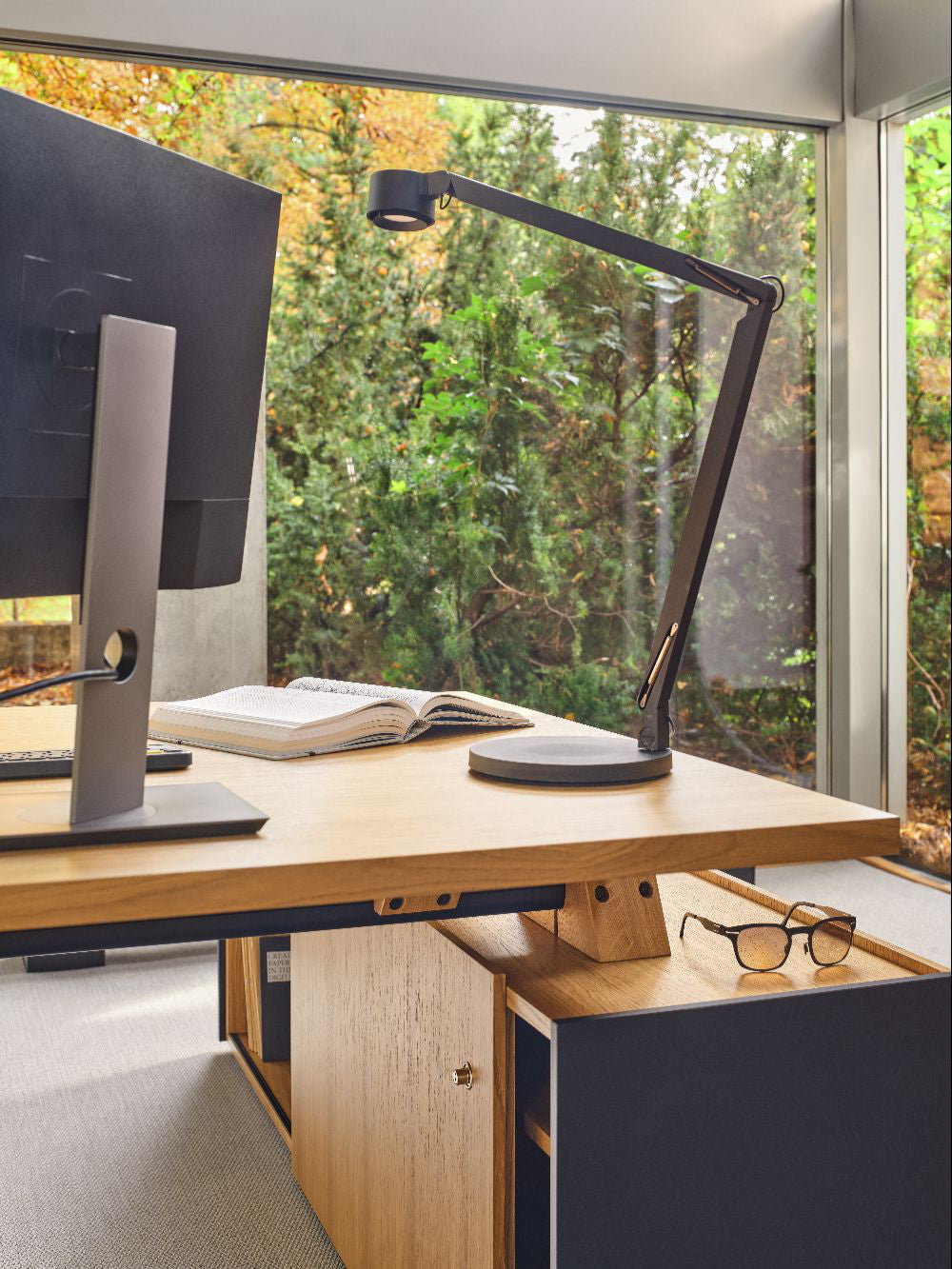 Viga Executive Desk with Side Storage and Pedestal with Table Lamp in Modern Office Setting