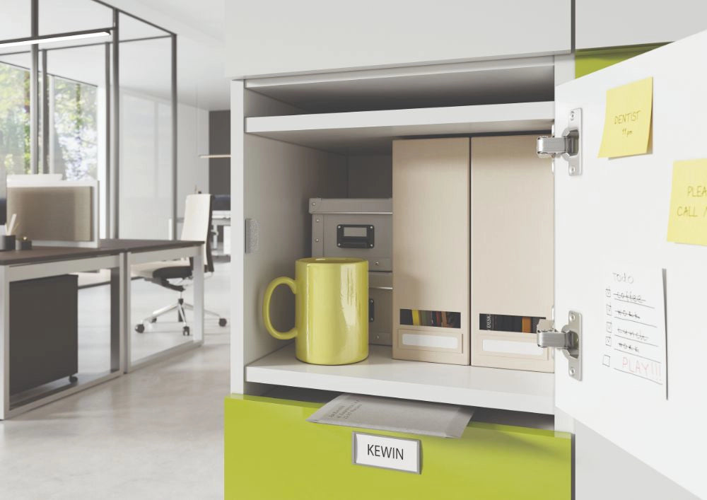 Wuteh Locker Close Up